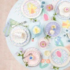 Bloomsbury Floral Pattern Cups (x 8)>Meri Meri Fashion