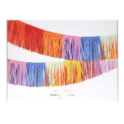 Bright Fringe Garland><noscript><img width=