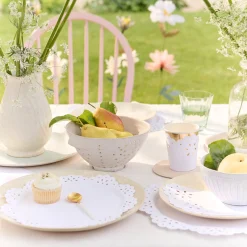 Broderie Anglaise Lace White Cups (x 8)>Meri Meri Hot