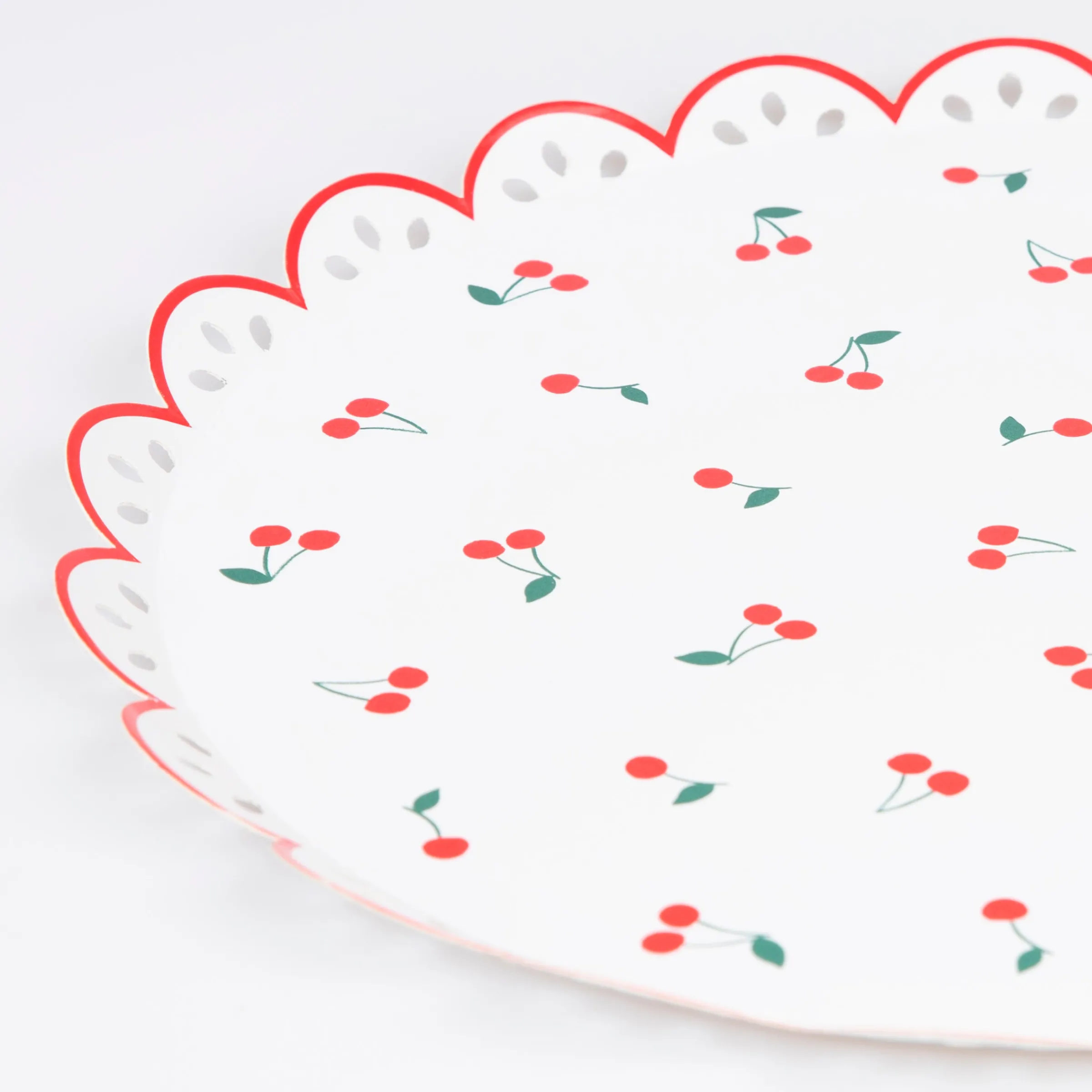Cherry Pattern Dinner Plates (x 8)>Meri Meri New