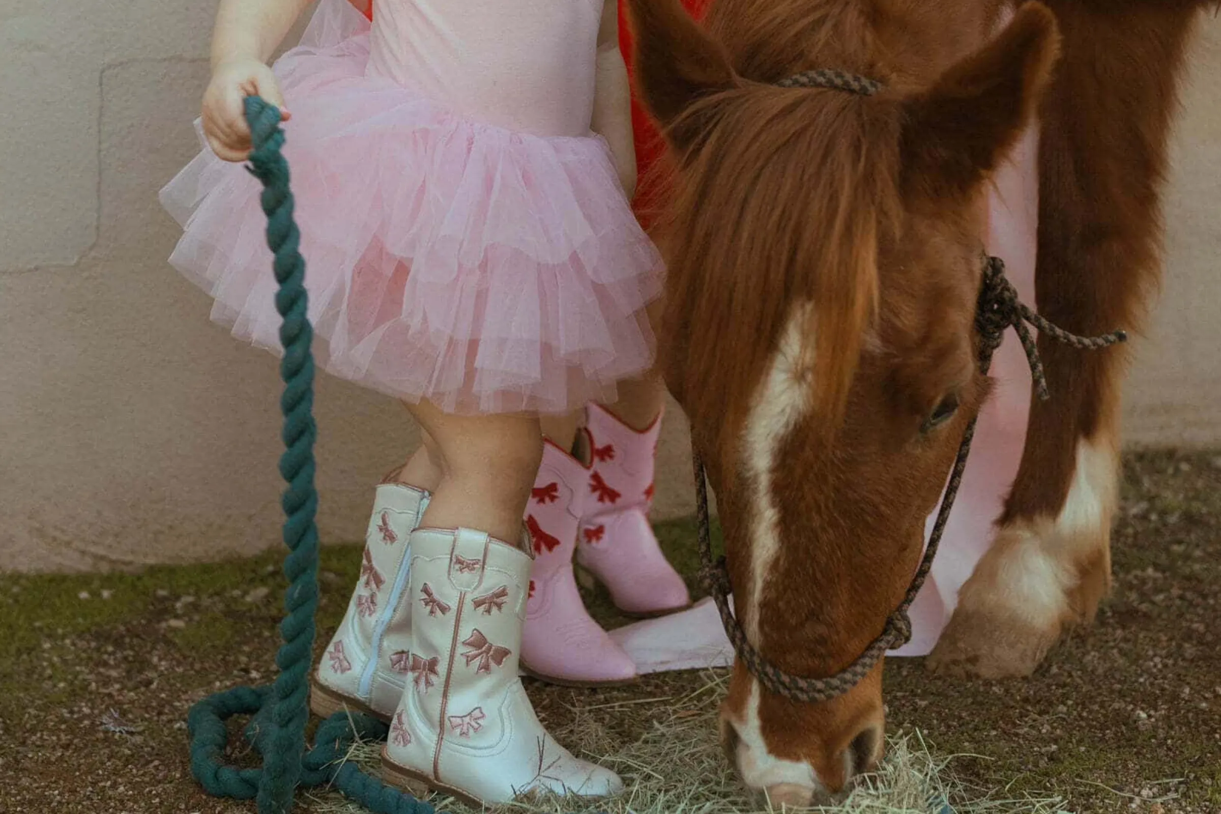 Cowgirl White + Pink Bow Boots>Meri Meri New