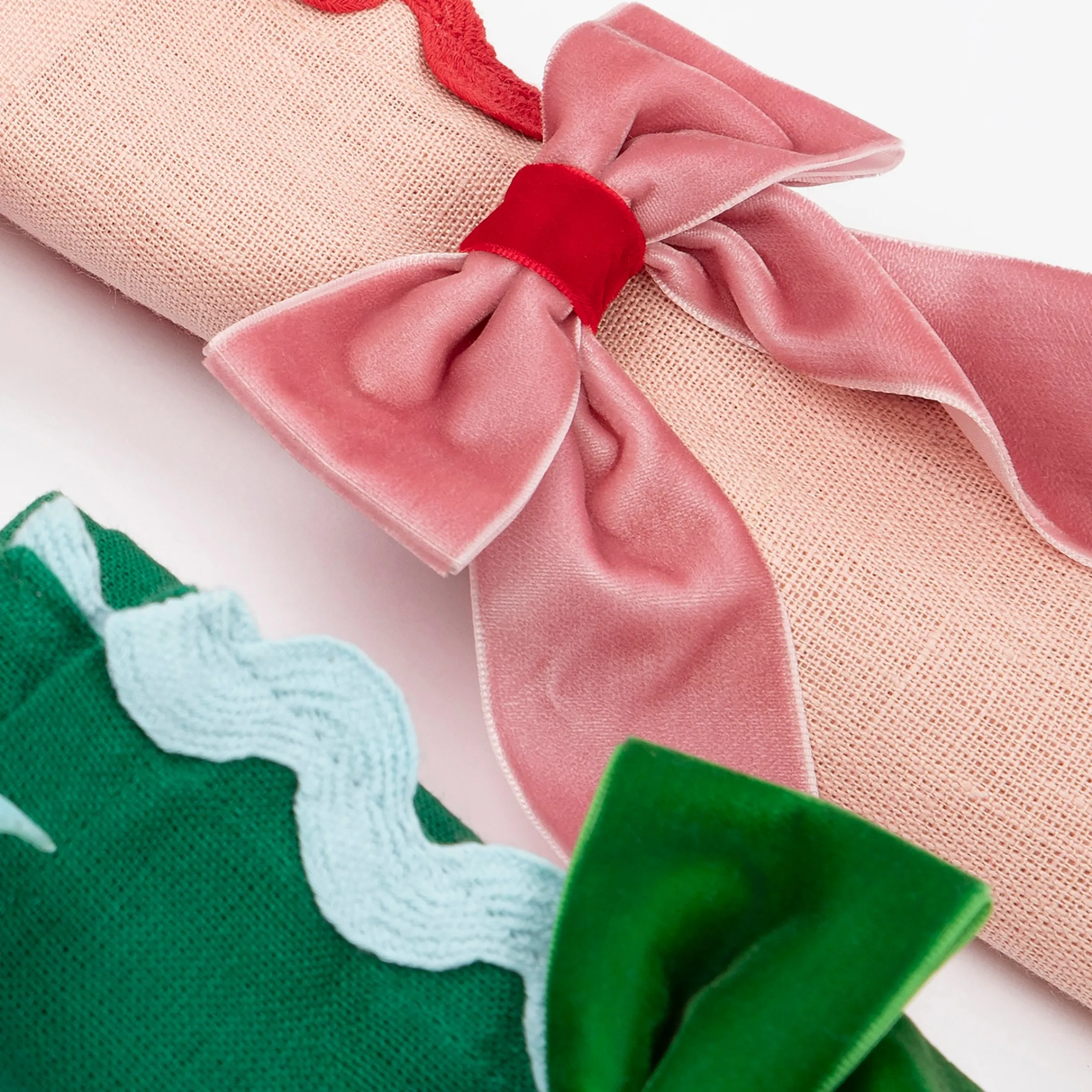 Decorative Velvet Bows (x 4)>Meri Meri Best
