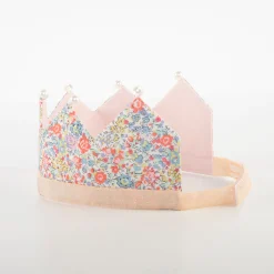 Floral & Pearl Party Crown><noscript><img data-lazyloaded=