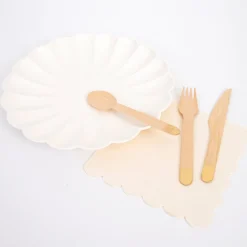 Gold Wooden Cutlery Set (x 24)>Meri Meri New
