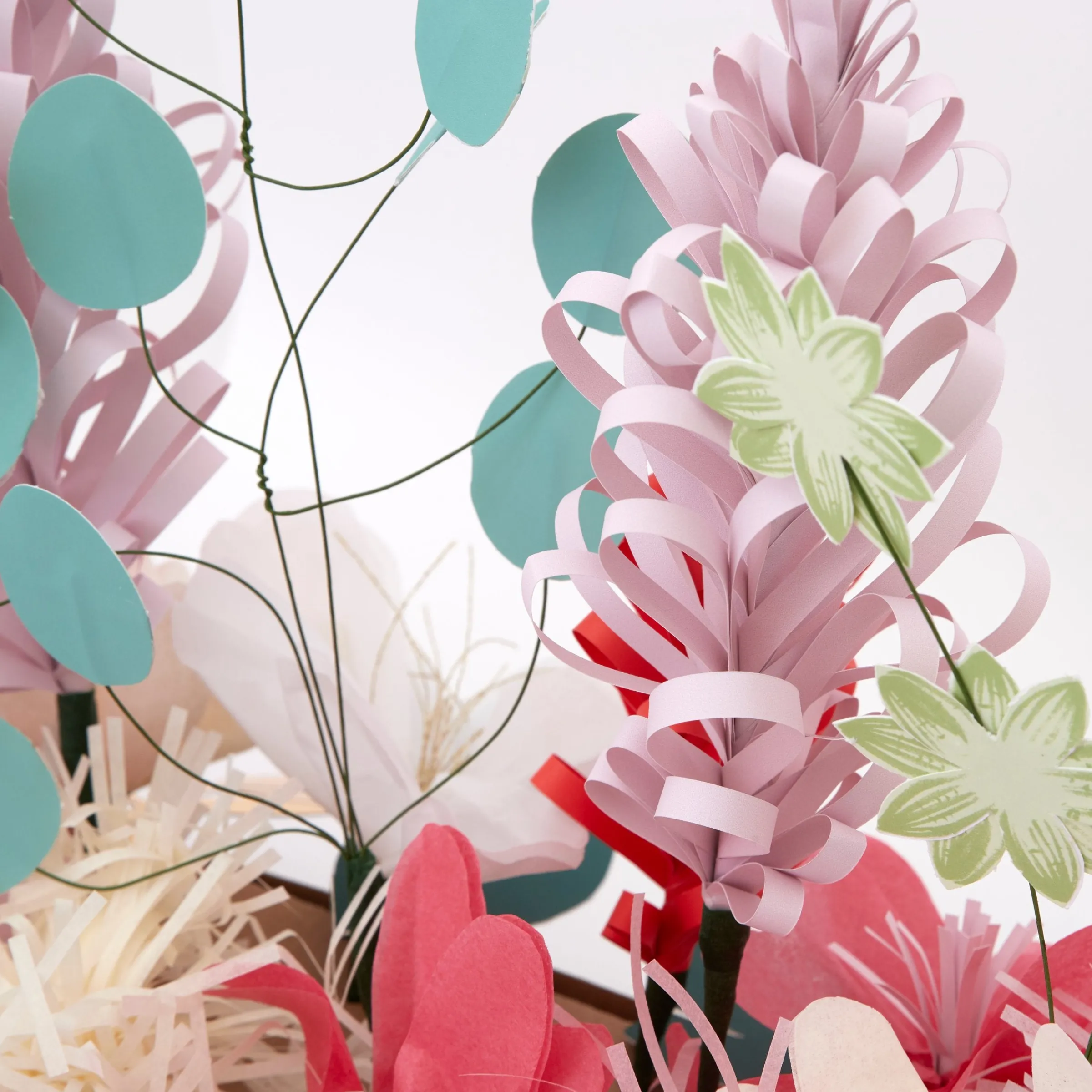 Hazel Gardiner Winter Floral Centerpiece>Meri Meri Fashion
