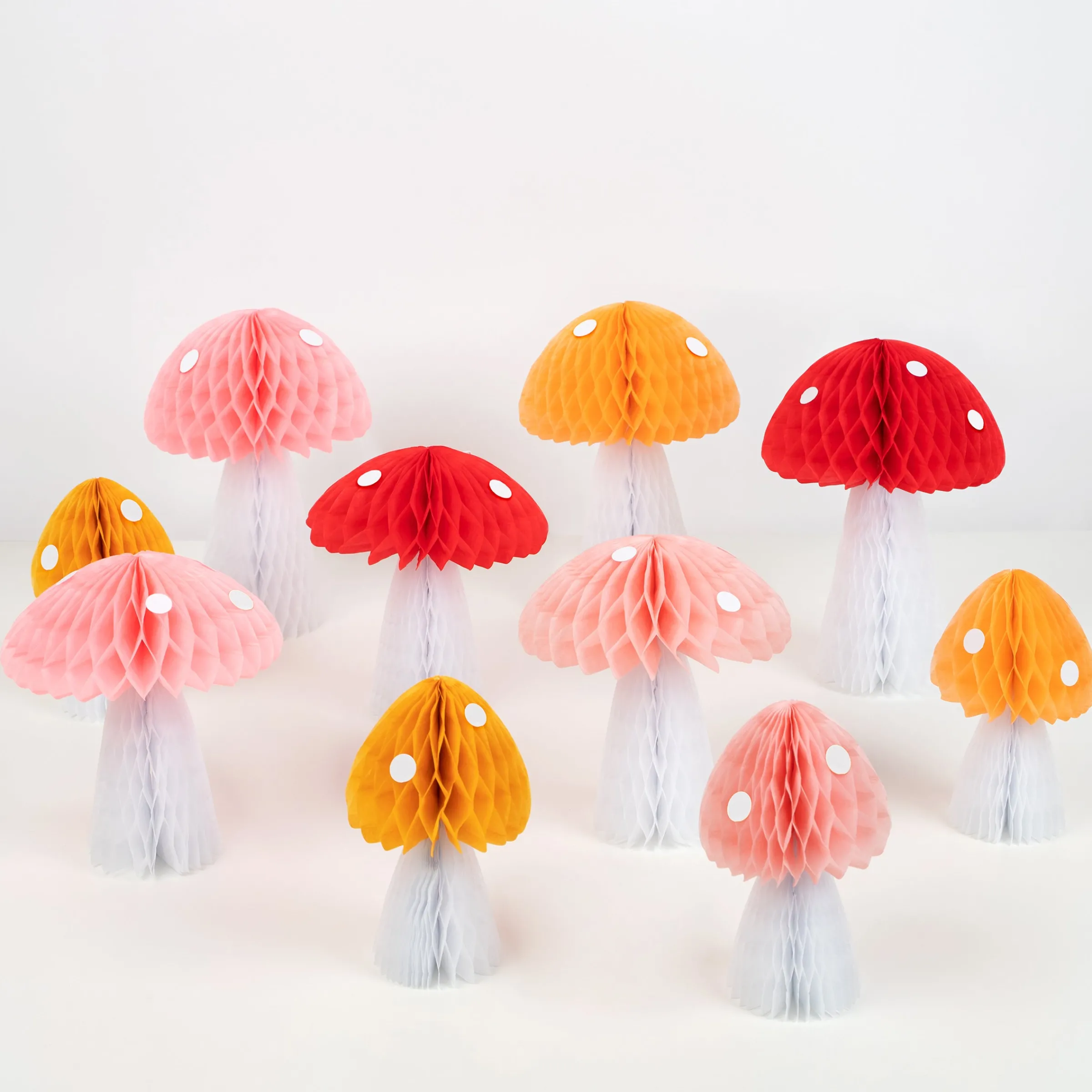 Honeycomb Mushroom Decorations (x 10)>Meri Meri New