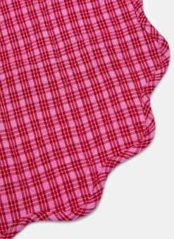 Katherine Plaid Scalloped Edge Placemat><noscript><img width=