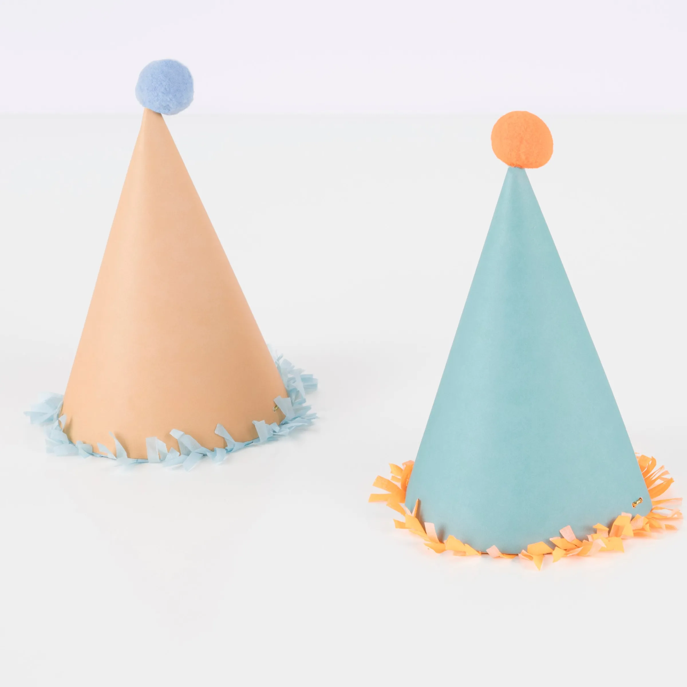 Large Party Hats (x 8)>Meri Meri Hot