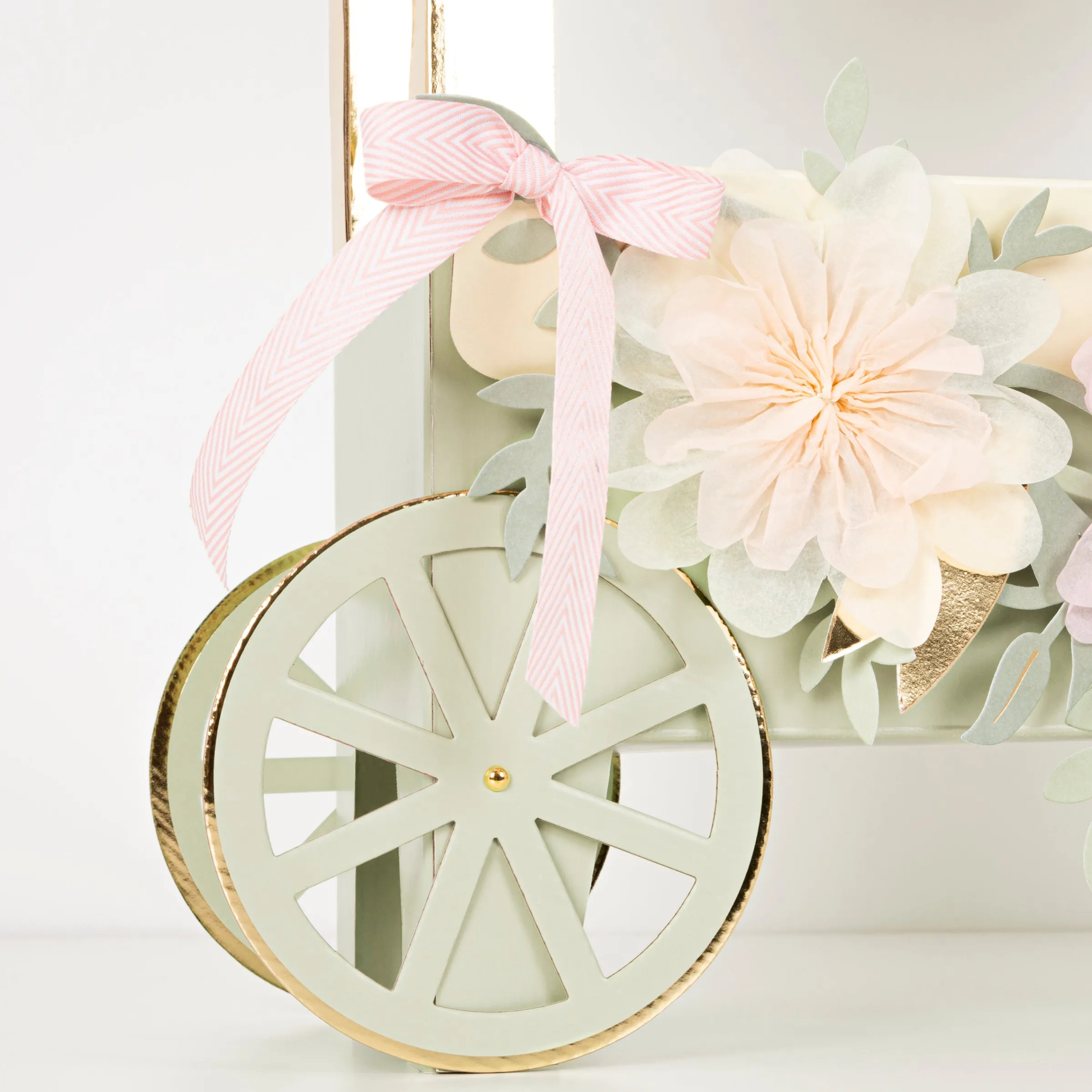 x Ladurée Paris Macaron Cart Centerpiece>Meri Meri Clearance