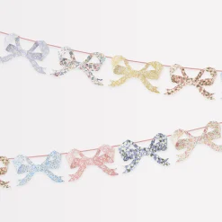 x Liberty Bow Garland>Meri Meri Hot