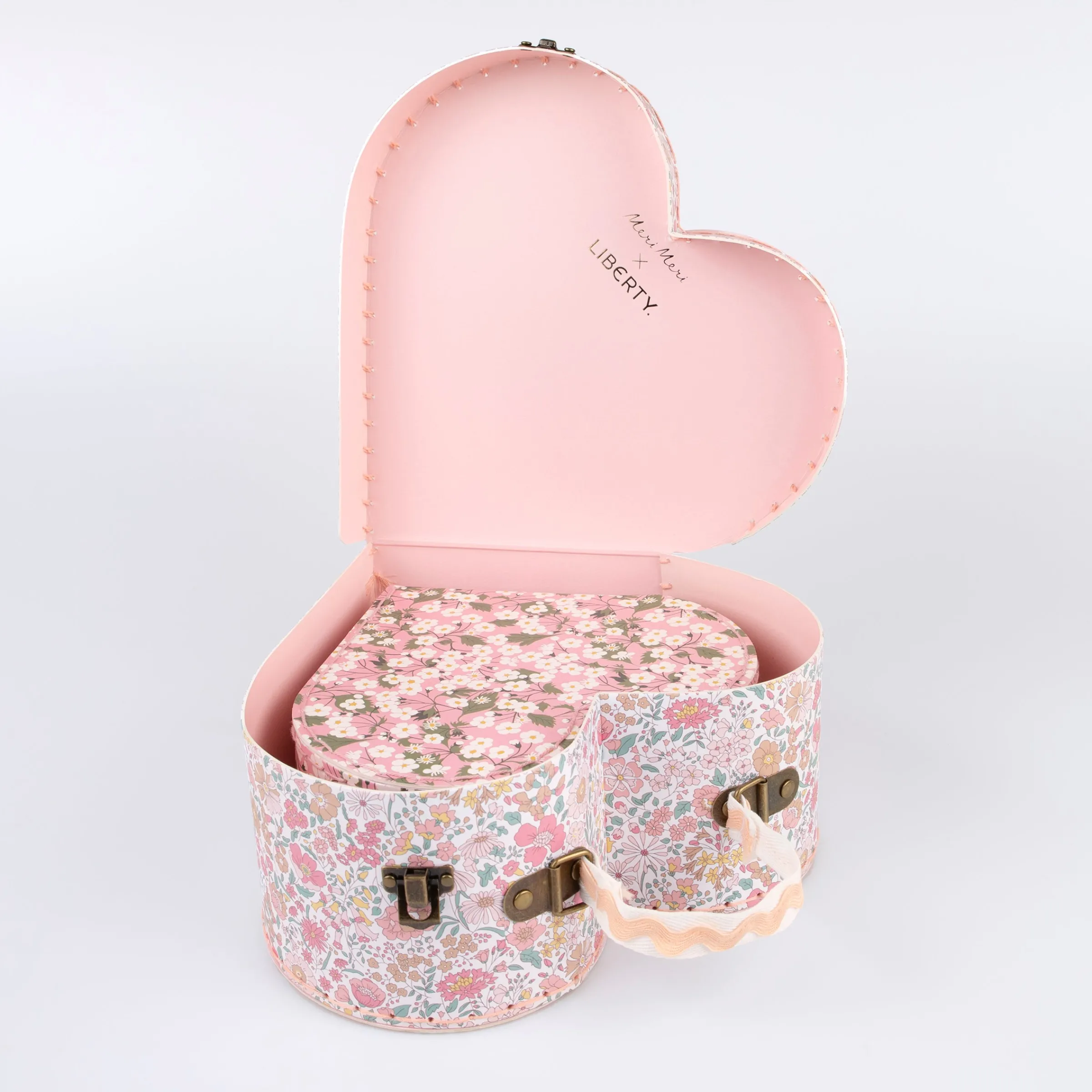 x Liberty Heart Suitcases (x 2)>Meri Meri Outlet