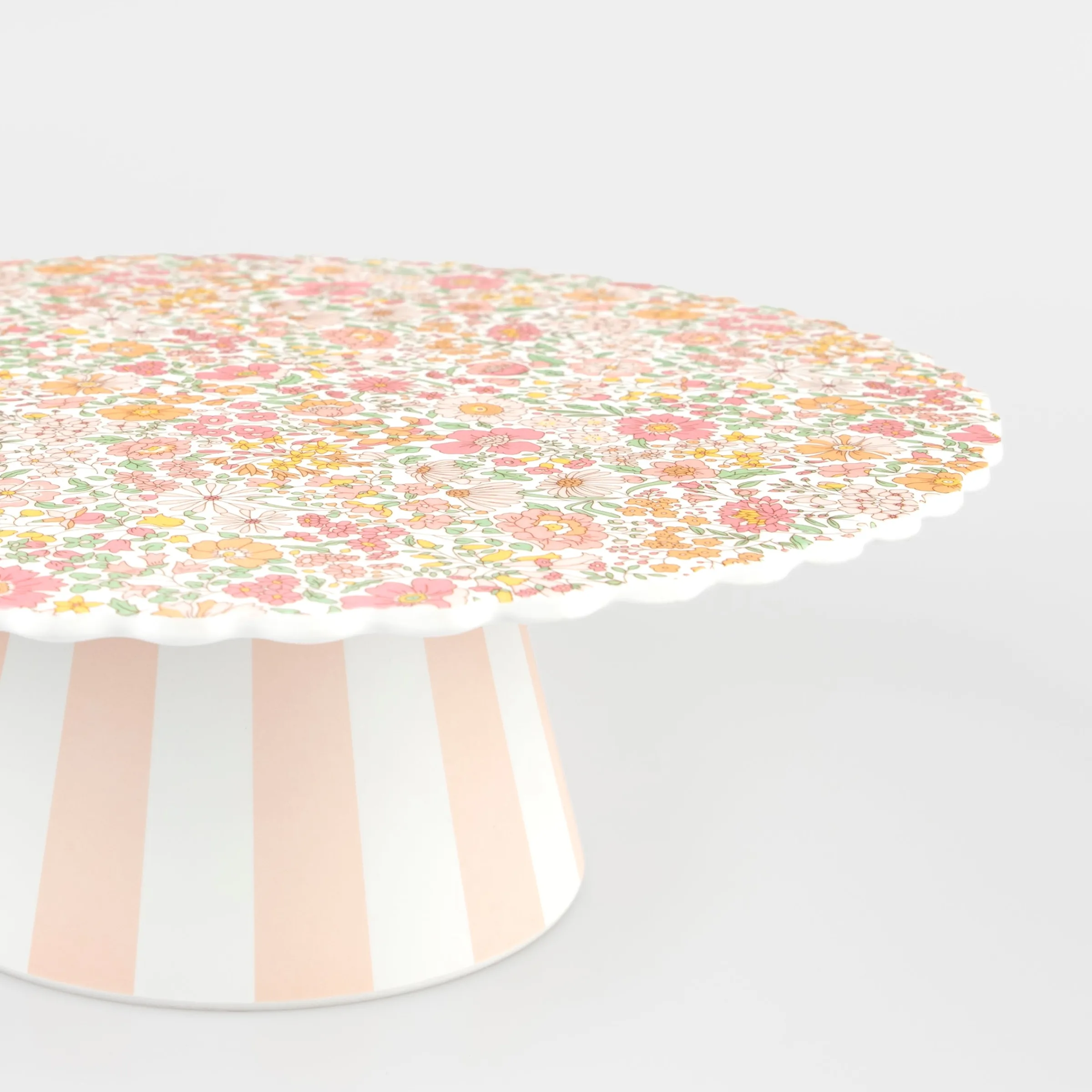 x Liberty Reusable Cake Stand>Meri Meri Hot