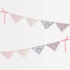 x Liberty Scallop Edge Garland>Meri Meri Best
