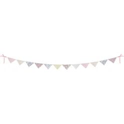 x Liberty Scallop Edge Garland><noscript><img width=