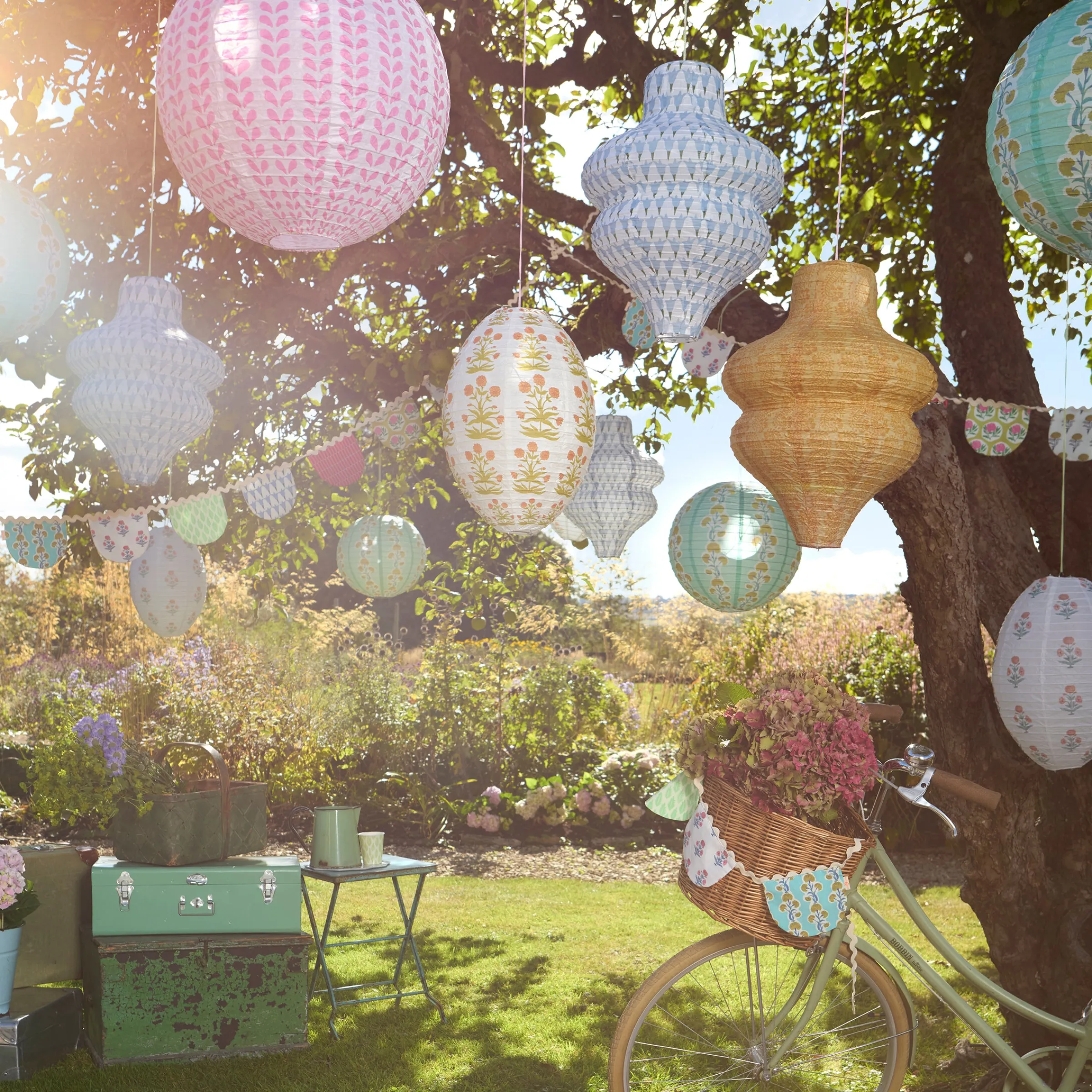 x Molly Mahon Hanging Lanterns (x 3)>Meri Meri Fashion