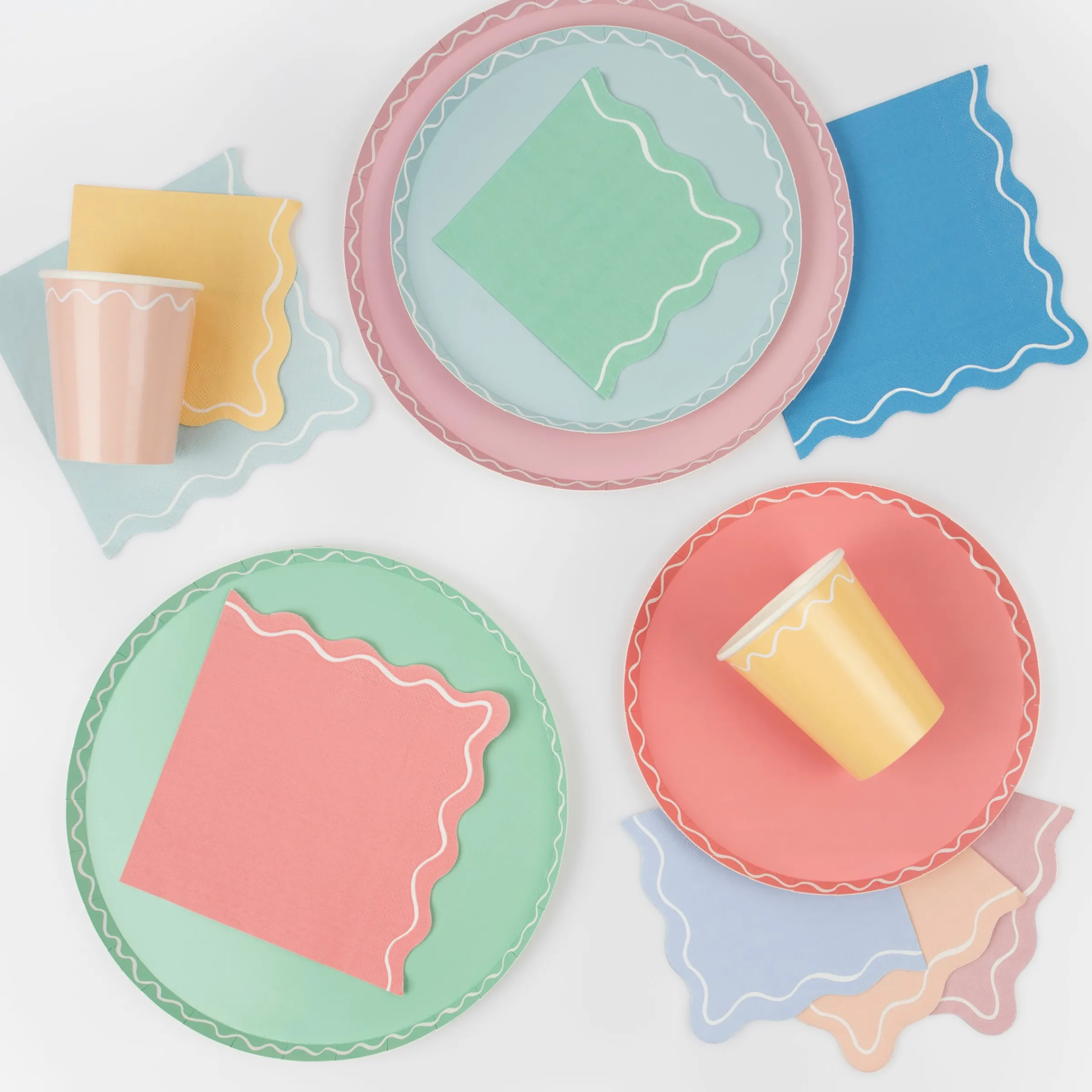 Mixed Wavy Line Cups (x 8)>Meri Meri Discount