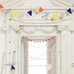 Multicolor Knitted Flag Garland><noscript><img width=