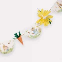 Peter Rabbit™ In The Garden Garland><noscript><img width=