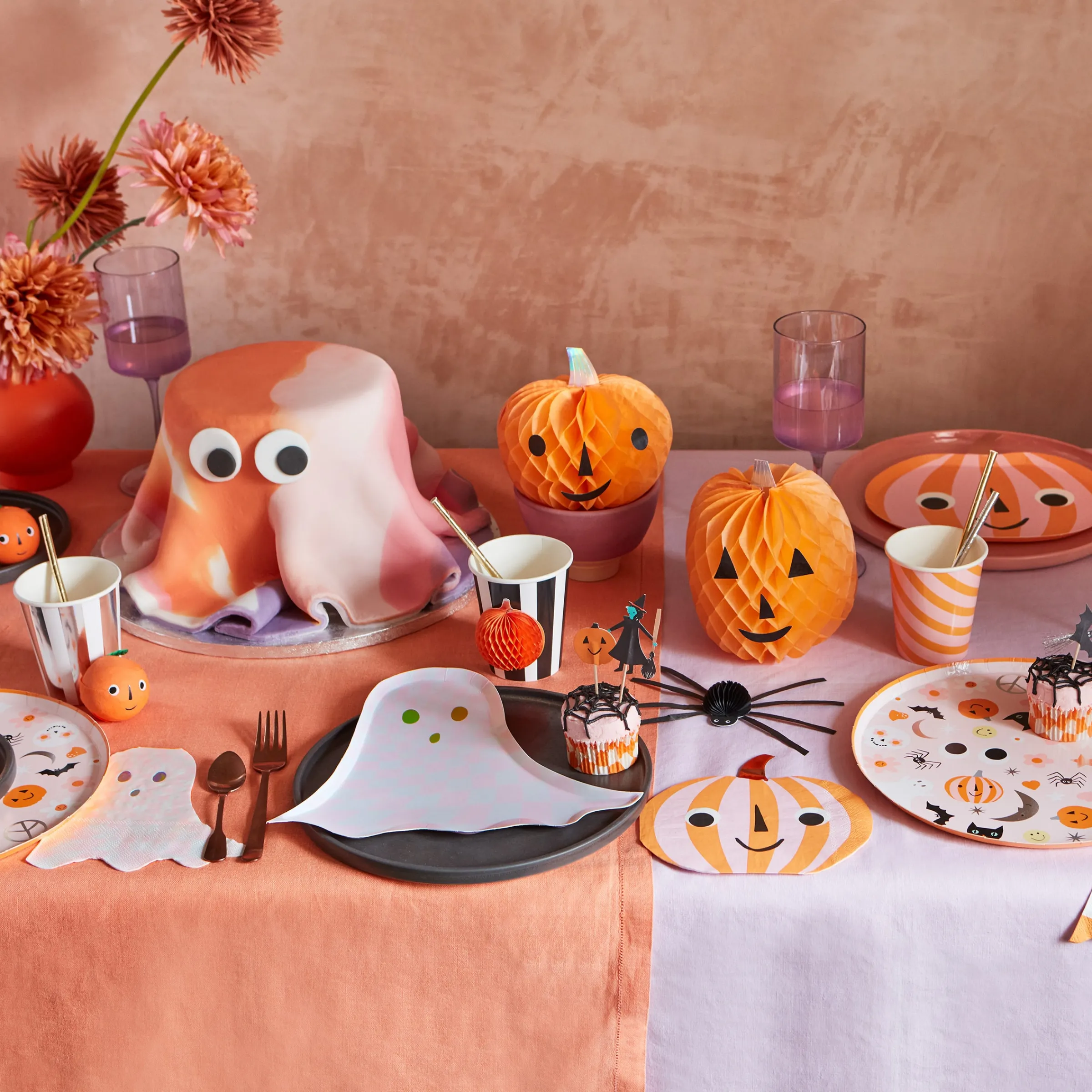 Pink Checker Ghost Napkins (x 16)>Meri Meri Fashion