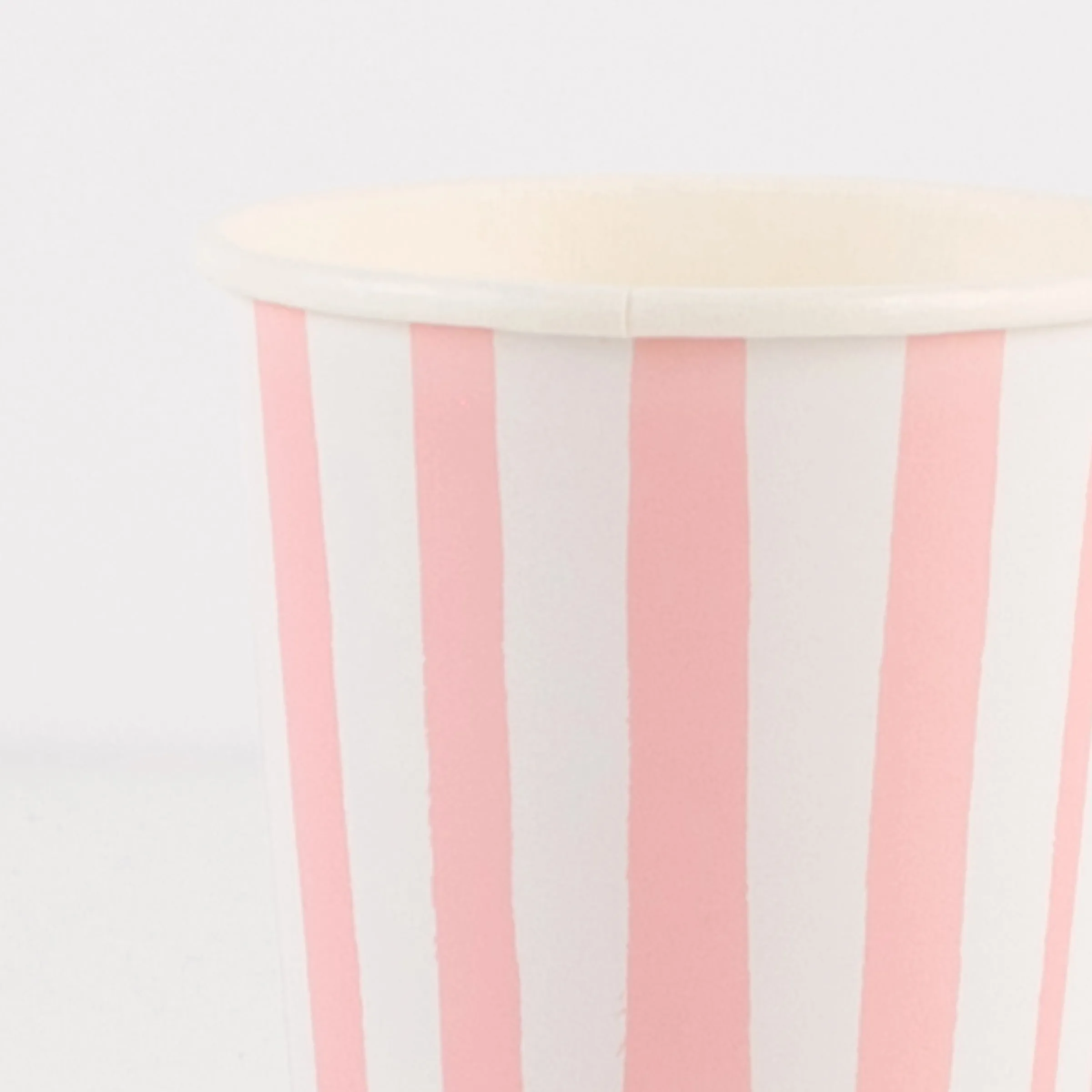 Pink Stripe Cups (x 8)>Meri Meri Fashion