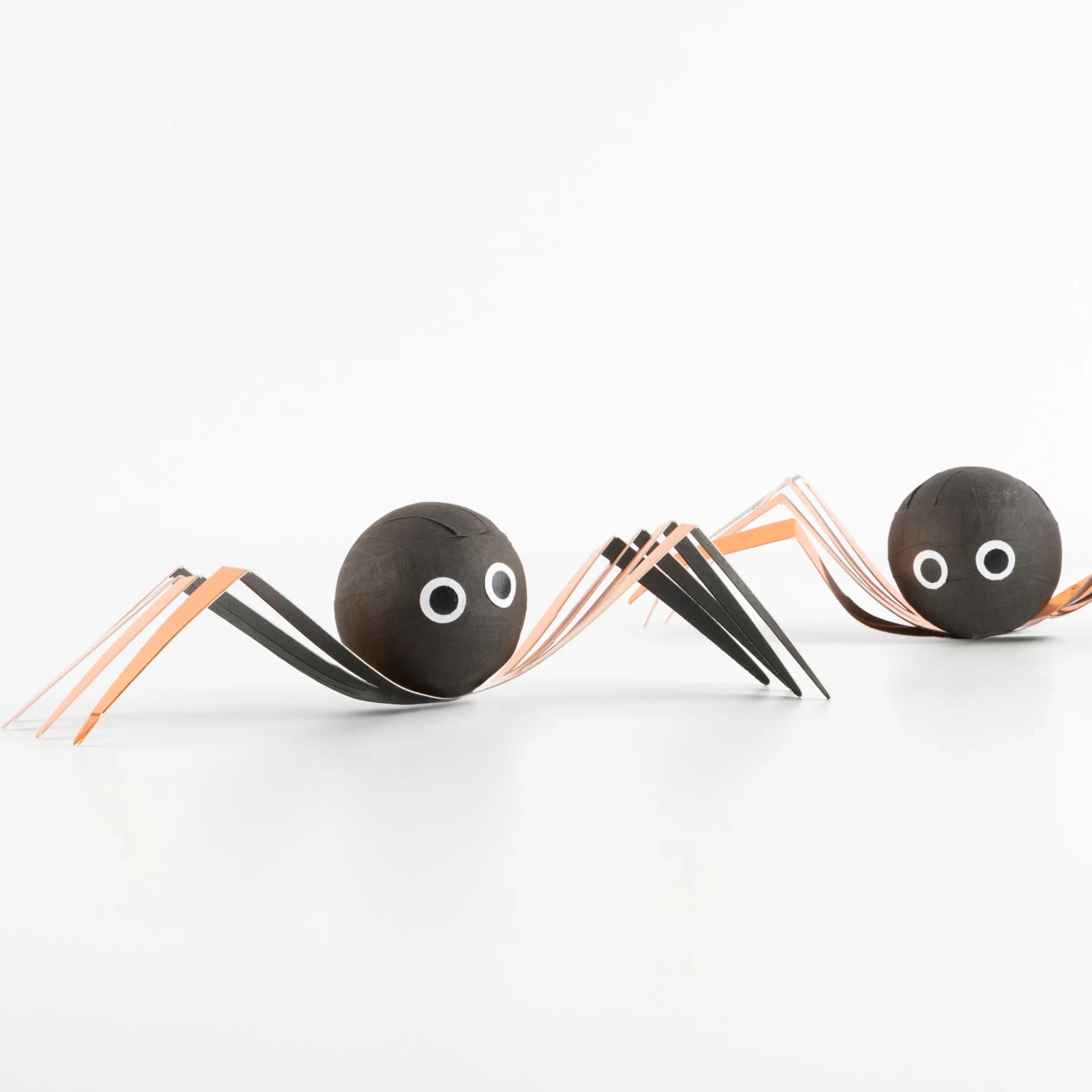 Spider Surprise Balls (x 4)>Meri Meri Hot
