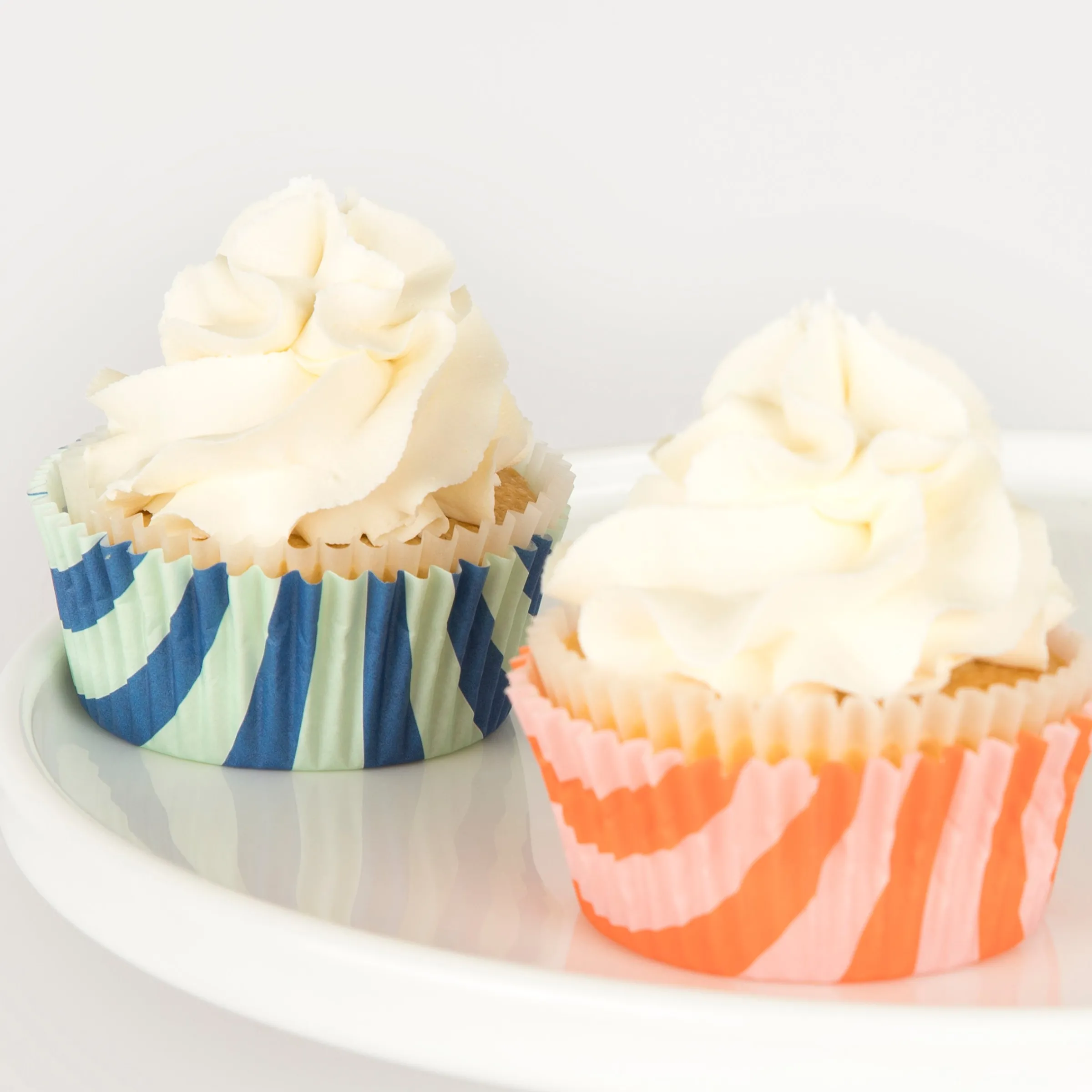 Stripe Party Cupcake Kit (x 24 toppers)>Meri Meri New