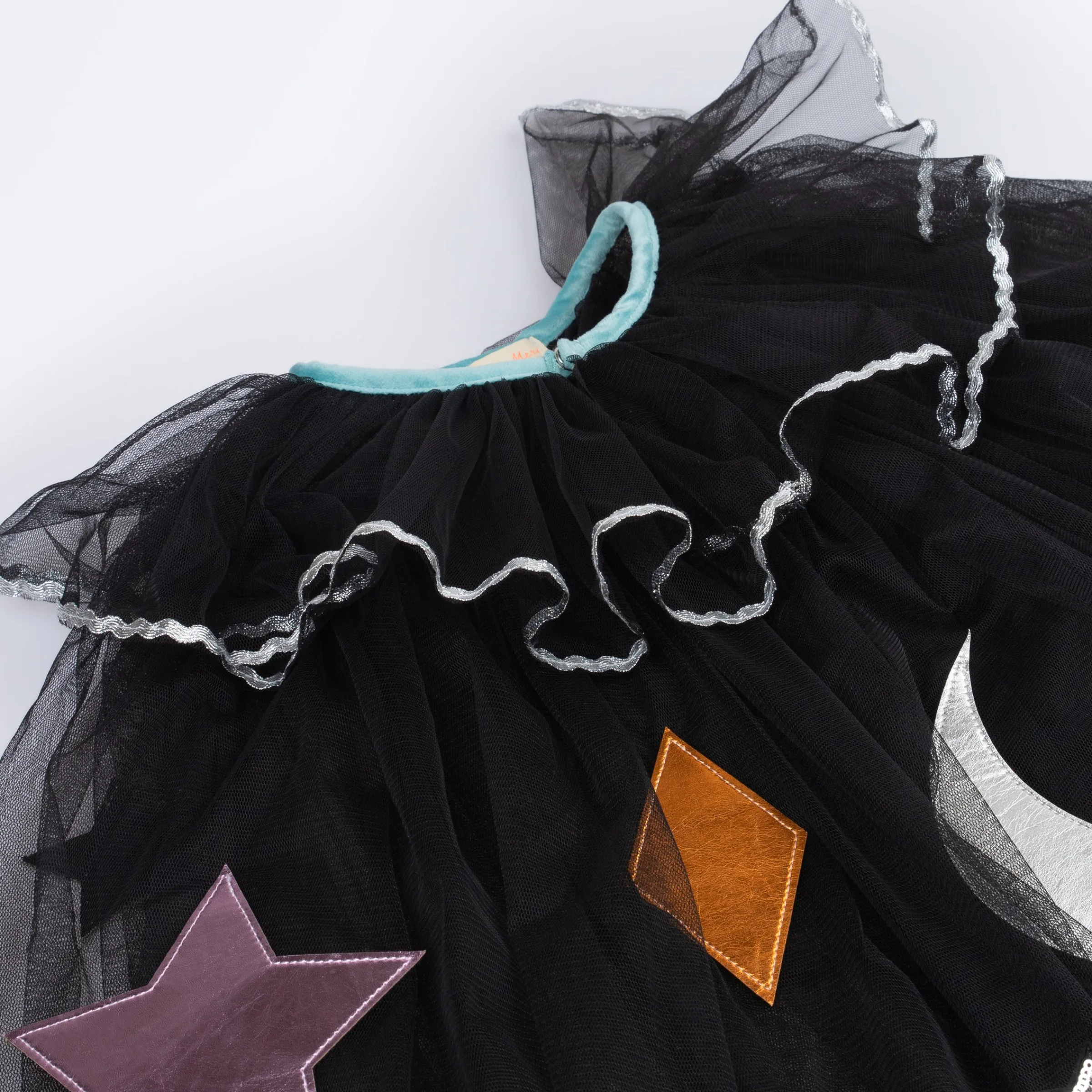 Tulle Appliqué Witch Cape, Hat & Wand>Meri Meri Online